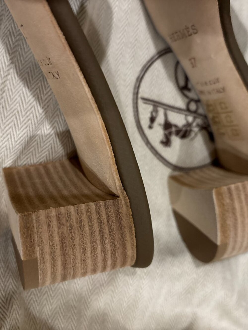 NEW Hermes Oasis Oran Sandals Sz 37/6.5 Etoupe Leather Brown Taupe - Picture 7 of 9